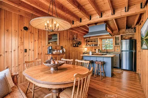 Dining - 24085 Alpine, Crestline, CA 92325 photo 2 of 3