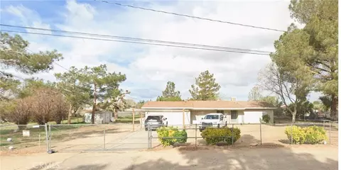 9268 9th, Hesperia, CA 92345