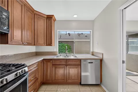 Kitchen - 1686 Carmel Cir E, Upland, CA 91784 photo 2 of 4