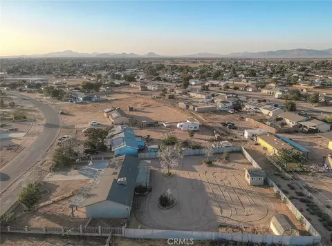 View/Area - 10525 Balsa, Apple Valley, CA 92308 photo 7 of 11