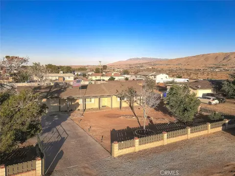 View/Area - 10525 Balsa, Apple Valley, CA 92308 photo 1 of 11