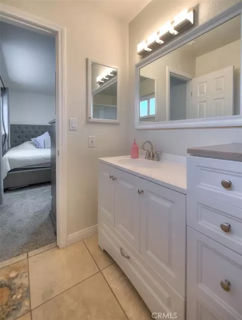 Bath - 10525 Balsa, Apple Valley, CA 92308 photo 6 of 6
