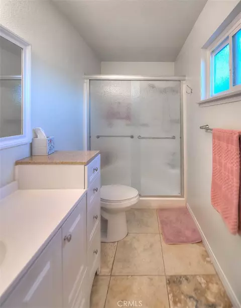 Bath - 10525 Balsa, Apple Valley, CA 92308 photo 4 of 6