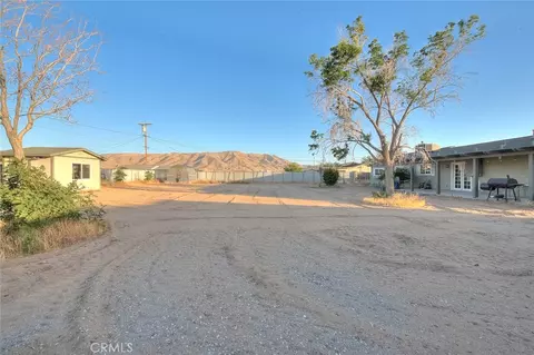 Exterior - 10525 Balsa, Apple Valley, CA 92308 photo 11 of 11