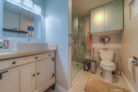 Bath - 59145 Roger, Anza, CA 92539 photo 5 of 6