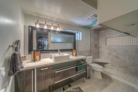 Bath - 59145 Roger, Anza, CA 92539 photo 1 of 6