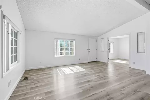 Living - 13378 Paramount Rd, Phelan, CA 92371 photo 1 of 4