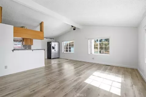 Living - 13378 Paramount Rd, Phelan, CA 92371 photo 4 of 4