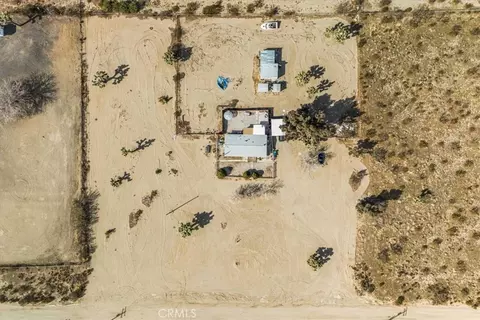View/Area - 13378 Paramount Rd, Phelan, CA 92371 photo 15 of 15