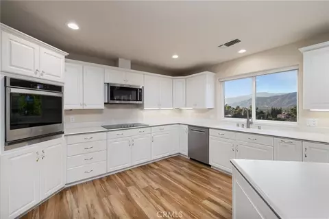 Kitchen - 705 Beaverbrook, Glendora, CA 91740 photo 3 of 6