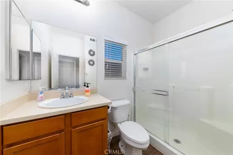 Entry Way - 11239 Scarlet Ave, Adelanto, CA 92301 photo 3 of 4