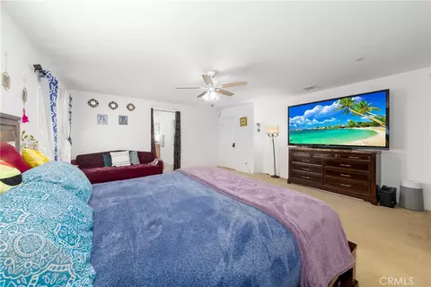 Bedroom - 11239 Scarlet Ave, Adelanto, CA 92301 photo 2 of 5