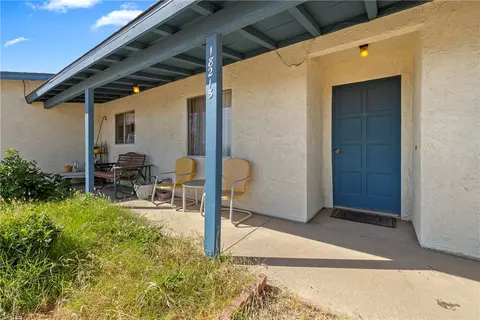 Exterior - 18215 Carob, Hesperia, CA 92345 photo 2 of 3