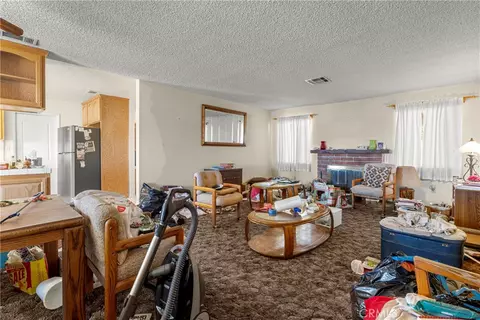 Living - 18215 Carob, Hesperia, CA 92345 photo 1 of 2