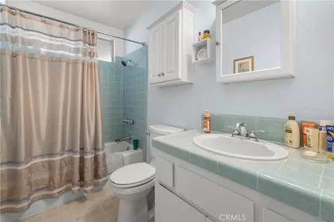 Bath - 18215 Carob, Hesperia, CA 92345 photo 1 of 2