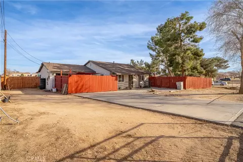 11581 4th Ave, Hesperia, CA 92345