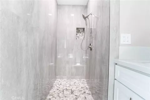 Bath - 16213 S Thorson, Compton, CA 90221 photo 2 of 7