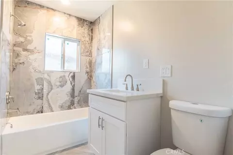 Bath - 16213 S Thorson, Compton, CA 90221 photo 5 of 7