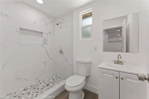 Bath - 10546 Orchard St, Bloomington, CA 92316 photo 3 of 3