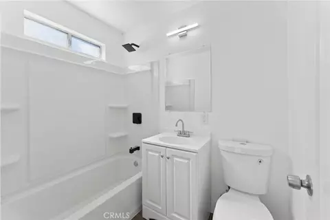 Bath - 10546 Orchard St, Bloomington, CA 92316 photo 1 of 3