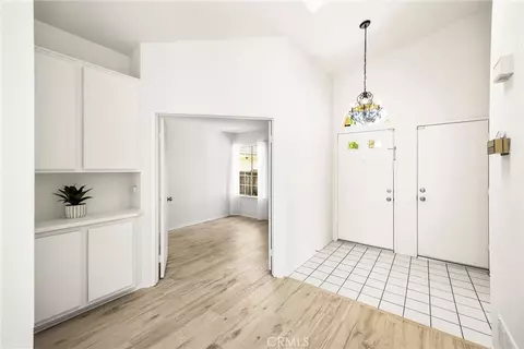 Entry Way - 13484 Columbus Ct, Fontana, CA 92336 photo 2 of 3