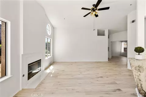 Living - 13484 Columbus Ct, Fontana, CA 92336 photo 4 of 7