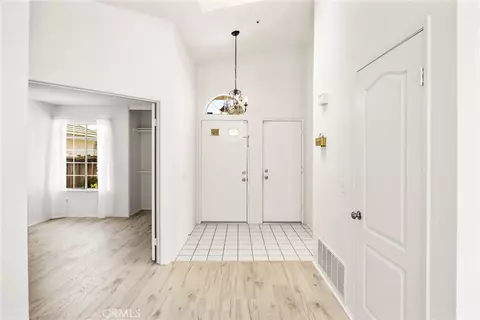 Entry Way - 13484 Columbus Ct, Fontana, CA 92336 photo 1 of 3