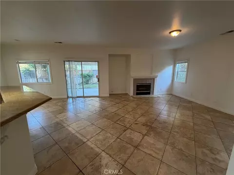 Living - 45402 Eagle Crest Ln, Temecula, CA 92592 photo 9 of 10