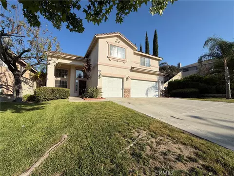 Exterior - 45402 Eagle Crest Ln, Temecula, CA 92592 photo 2 of 8
