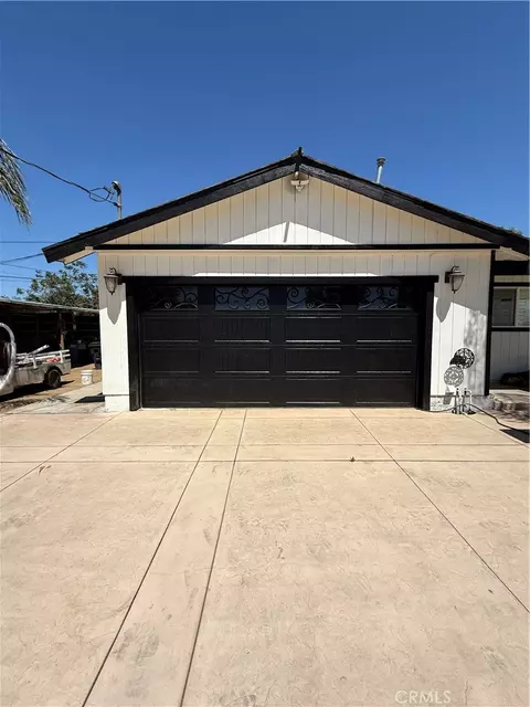 18560 Haines, Perris, CA 92570