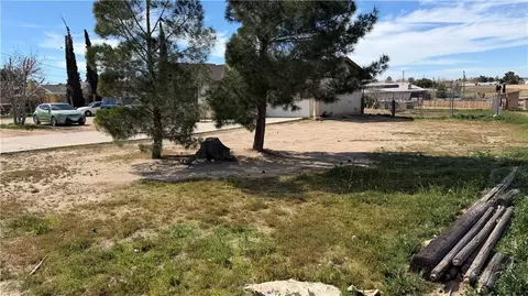 Exterior - 11890 Jacaranda, Hesperia, CA 92345 photo 4 of 4