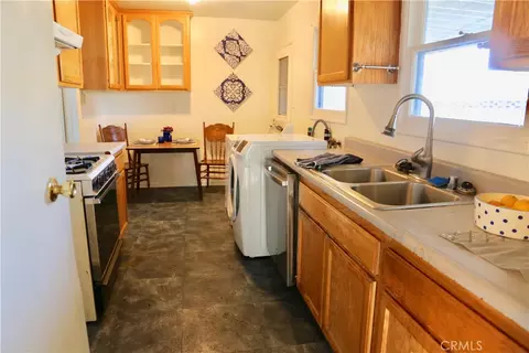 9554 Tudor, Montclair, CA 91763 photo 4