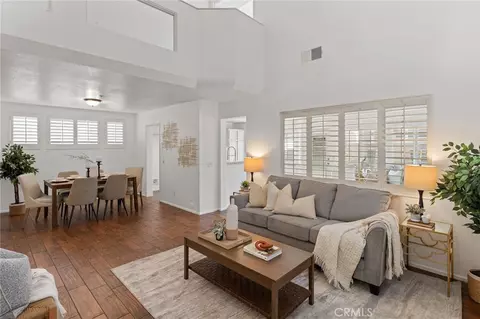 572 E Stephanie Dr, Covina, CA 91722