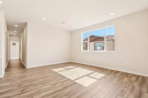 Living - 36142 Domingo Ave #2101, Murrieta, CA 92563 photo 4 of 5