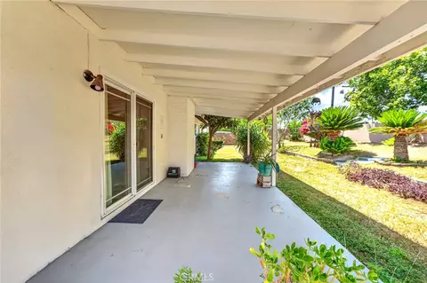Exterior - 606 E Mesa, Rialto, CA 92376 photo 6 of 10