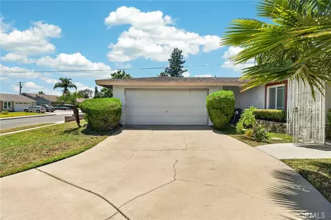 Exterior - 606 E Mesa, Rialto, CA 92376 photo 3 of 10
