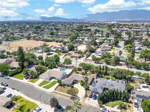 View/Area - 606 E Mesa, Rialto, CA 92376 photo 3 of 5