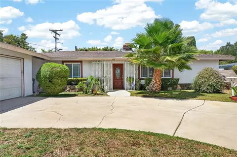 Exterior - 606 E Mesa, Rialto, CA 92376 photo 5 of 10
