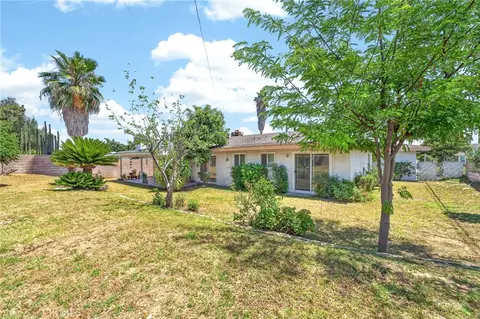 Exterior - 606 E Mesa, Rialto, CA 92376 photo 9 of 10