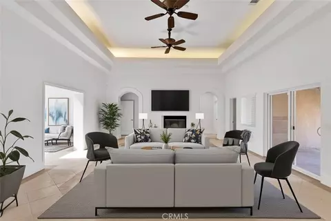 Living - 16233 Ridge View Dr, Apple Valley, CA 92307 photo 3 of 11