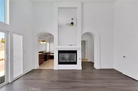 Living - 16233 Ridge View Dr, Apple Valley, CA 92307 photo 9 of 11
