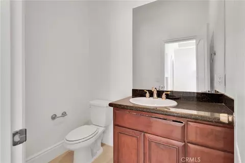 Bath - 16233 Ridge View Dr, Apple Valley, CA 92307 photo 5 of 7