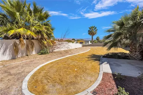 Exterior - 16233 Ridge View Dr, Apple Valley, CA 92307 photo 8 of 9