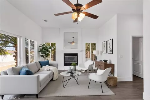 Living - 16233 Ridge View Dr, Apple Valley, CA 92307 photo 10 of 11