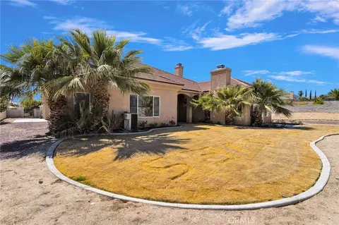Exterior - 16233 Ridge View Dr, Apple Valley, CA 92307 photo 5 of 9