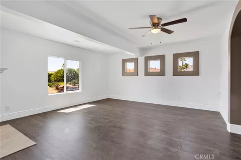Living - 16245 Ridge View Dr, Apple Valley, CA 92307 photo 6 of 7