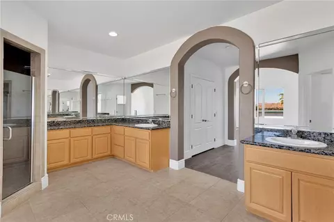 Entry Way - 16245 Ridge View Dr, Apple Valley, CA 92307 photo 14 of 14
