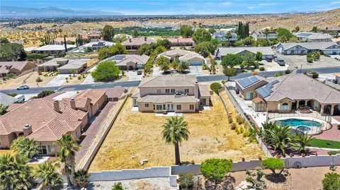 View/Area - 16245 Ridge View Dr, Apple Valley, CA 92307 photo 3 of 8