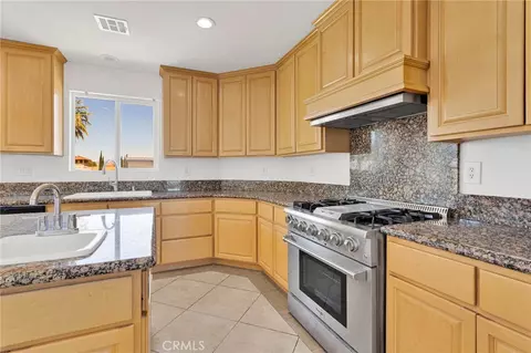 Kitchen - 16245 Ridge View Dr, Apple Valley, CA 92307 photo 1 of 6