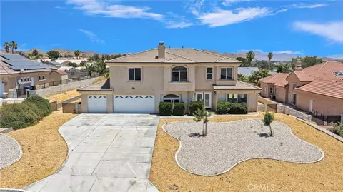 Exterior - 16245 Ridge View Dr, Apple Valley, CA 92307 photo 9 of 10